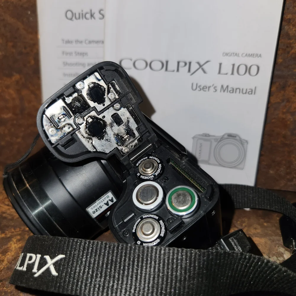 Nikon COOLPIX L100 Black Digital Camera with 15x Zoom